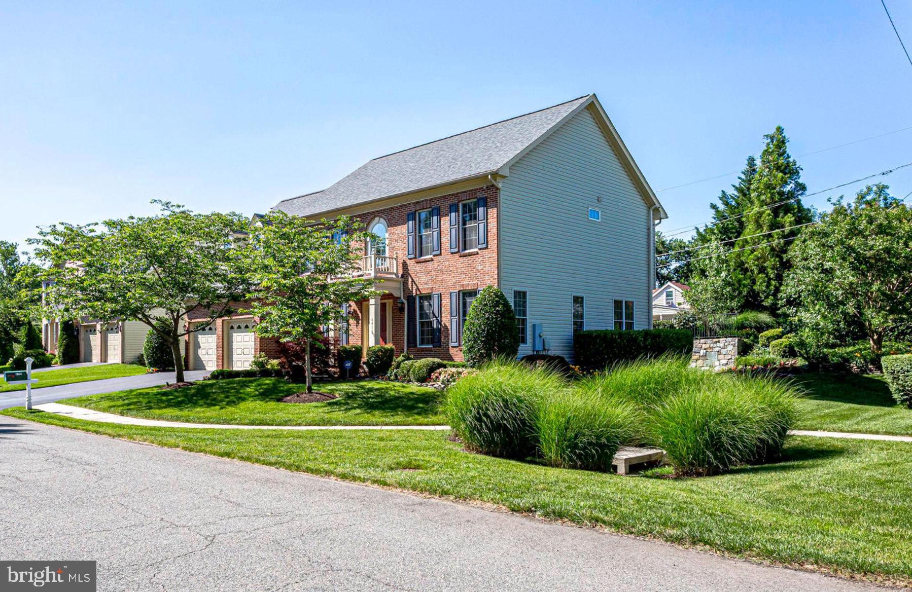 6416 Gayfields Road Alexandria, VA 22315 - Photo 3 of 91 Gallery Image 3