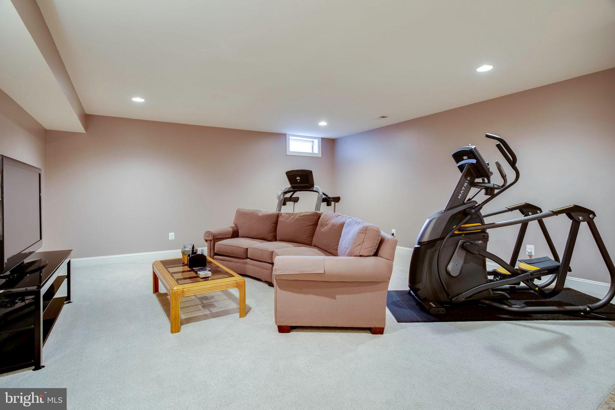 6416 Gayfields Road Alexandria, VA 22315 - Photo 80 of 91 Gallery Image 80