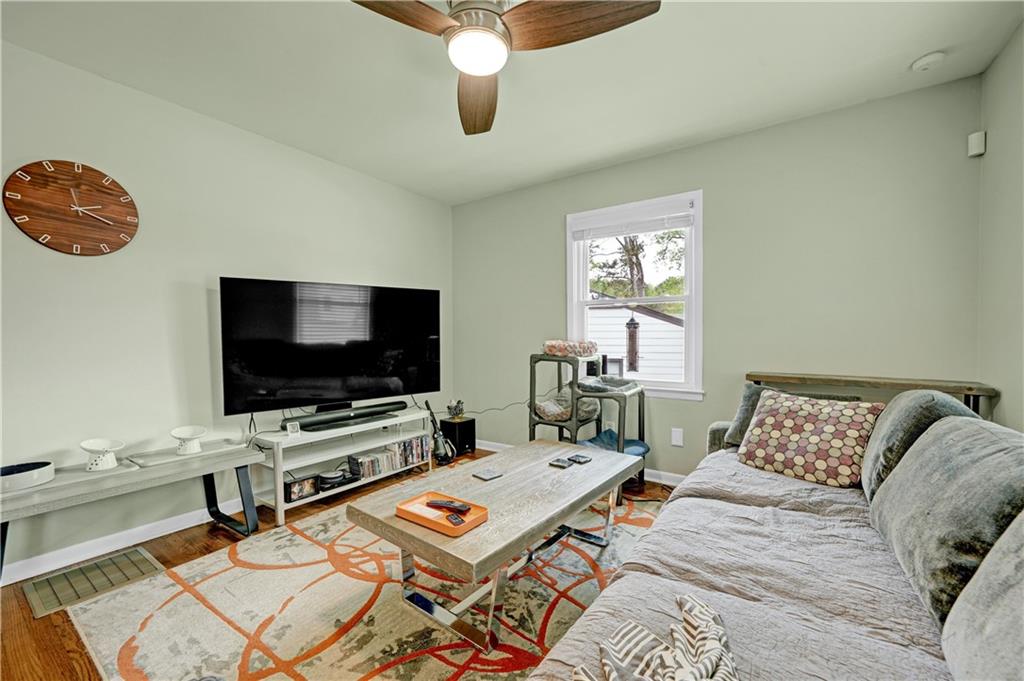 2463 Jewel Street Atlanta, GA 30344 - Photo 7 of 31