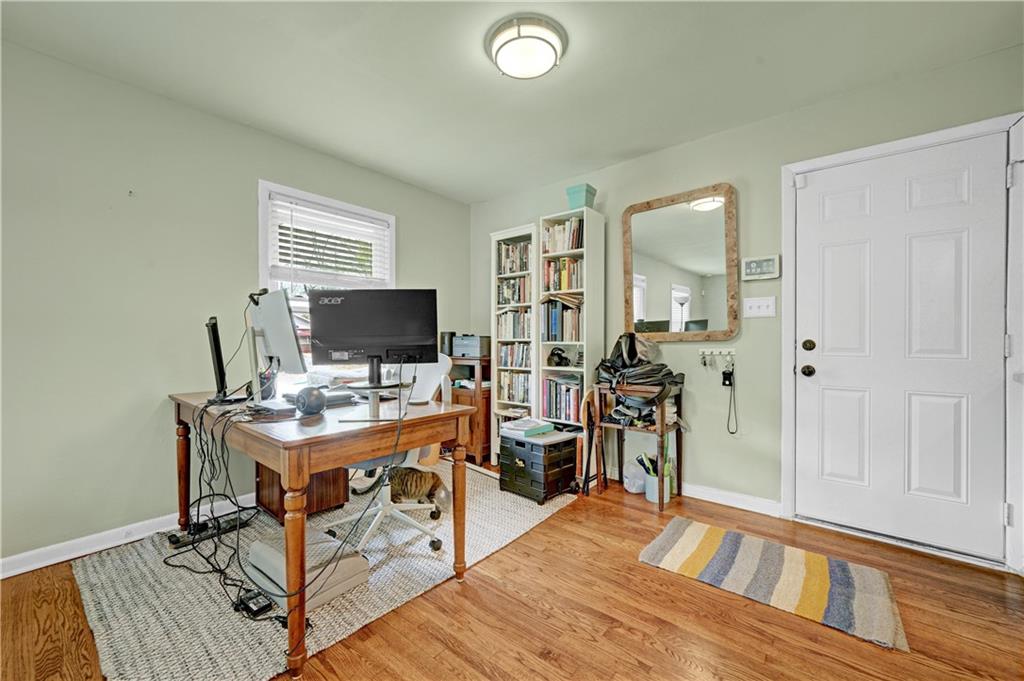 2463 Jewel Street Atlanta, GA 30344 - Photo 8 of 31