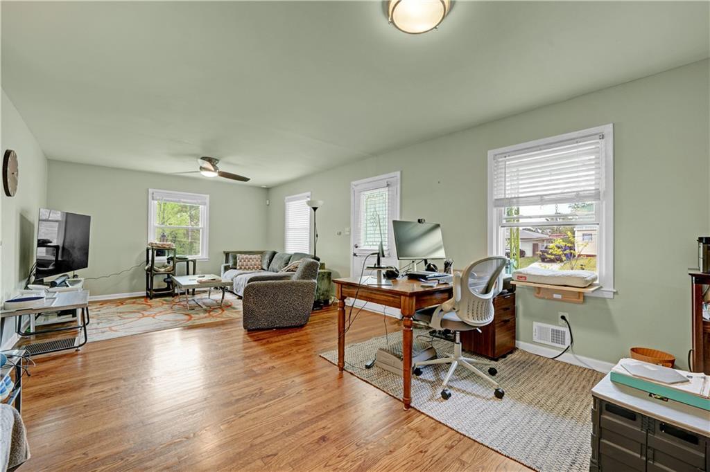 2463 Jewel Street Atlanta, GA 30344 - Photo 9 of 31