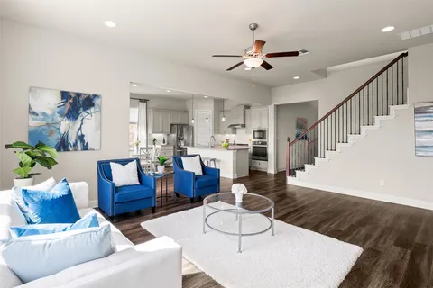 $580,000 | 132 Village Oak Drive, Austin, TX 78737