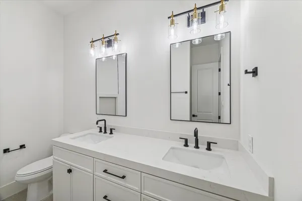$675,000 | 6634 Sylvan Road, Houston, TX 77023