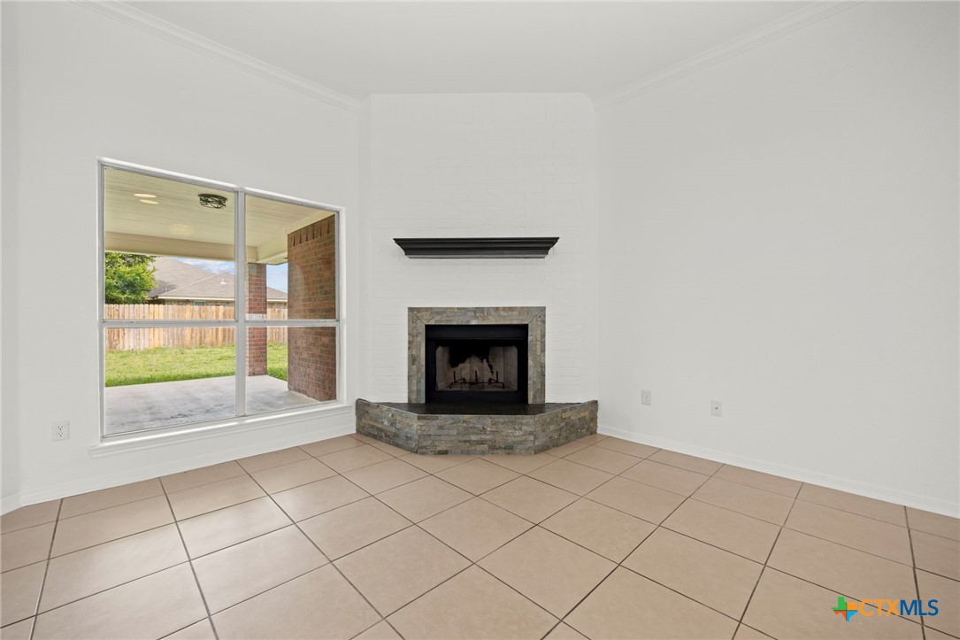 4201 Jim Avenue Killeen, TX 76549 - Photo 8 of 39 Wood-burning Fireplace