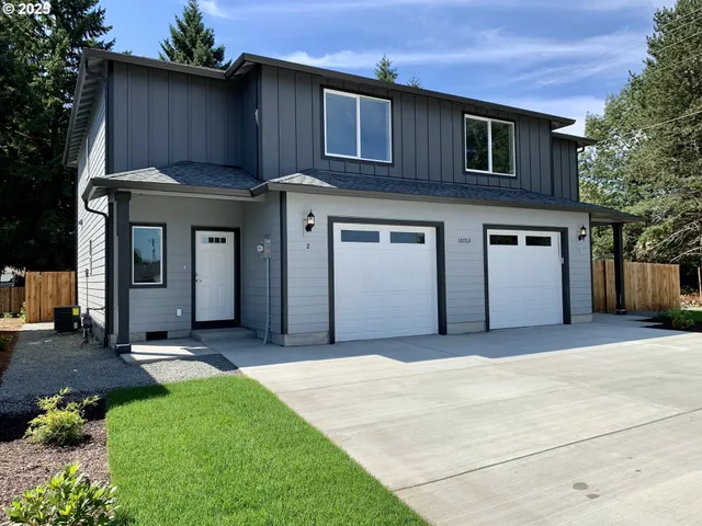 $879,900 | 10703 Northeast 70th Street, Vancouver, WA 98662