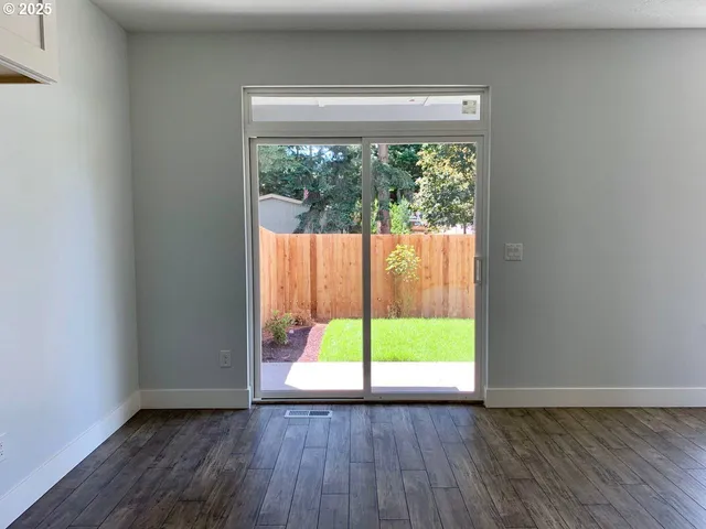 $879,900 | 10703 Northeast 70th Street, Vancouver, WA 98662