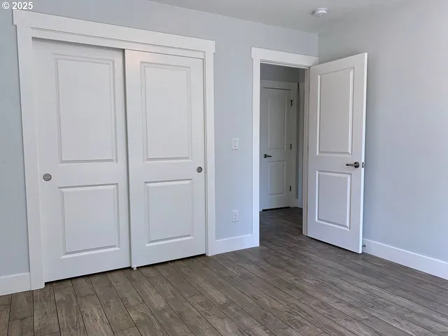 $879,900 | 10703 Northeast 70th Street, Vancouver, WA 98662