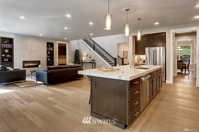 15432 98th Court Northeast Bothell, WA 98011 - Photo 6 of 25 Gallery Image 6