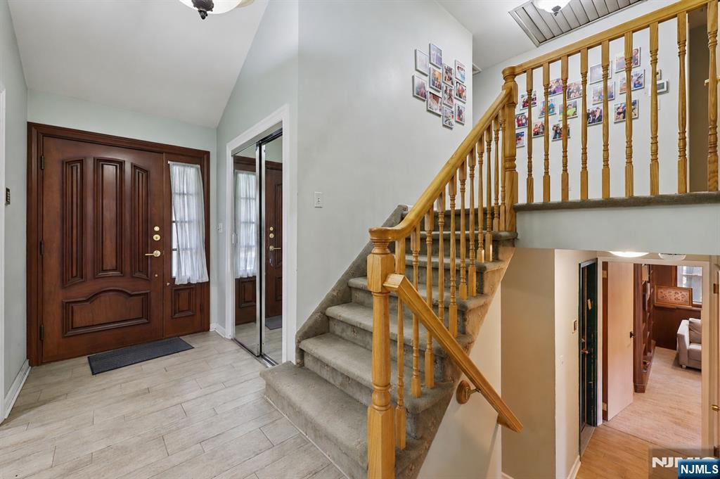 384 Rutland Avenue Teaneck, NJ 07666 - Photo 2 of 36