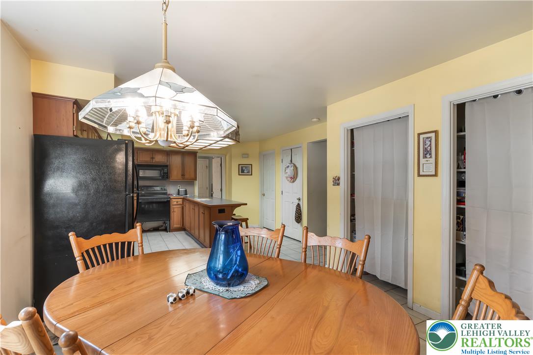 390 Long Lane Road Walnutport, PA 18088 - Photo 20 of 56 a dining room with furniture