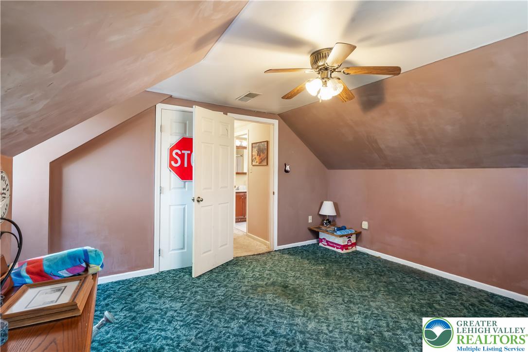 390 Long Lane Road Walnutport, PA 18088 - Photo 29 of 56