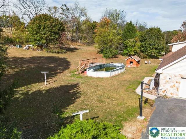 a view of a outdoor space