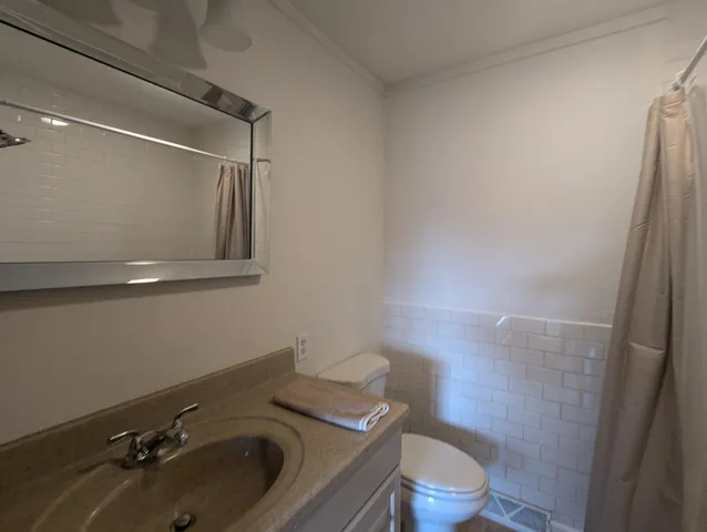 $314,000 | 2544 Island Park Road, Campbell, WI 54603