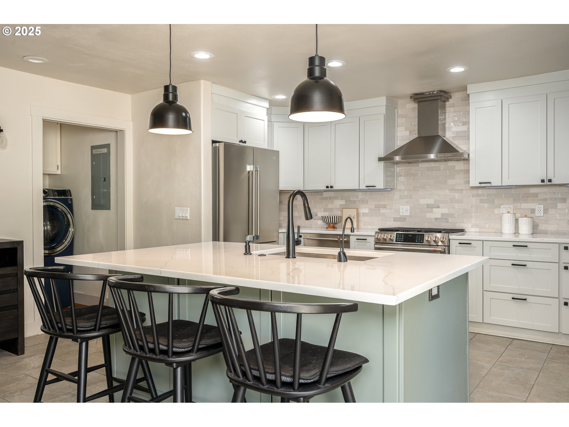 7445 Southwest Greens View Court Wilsonville, OR 97070 - Photo 17 of 48