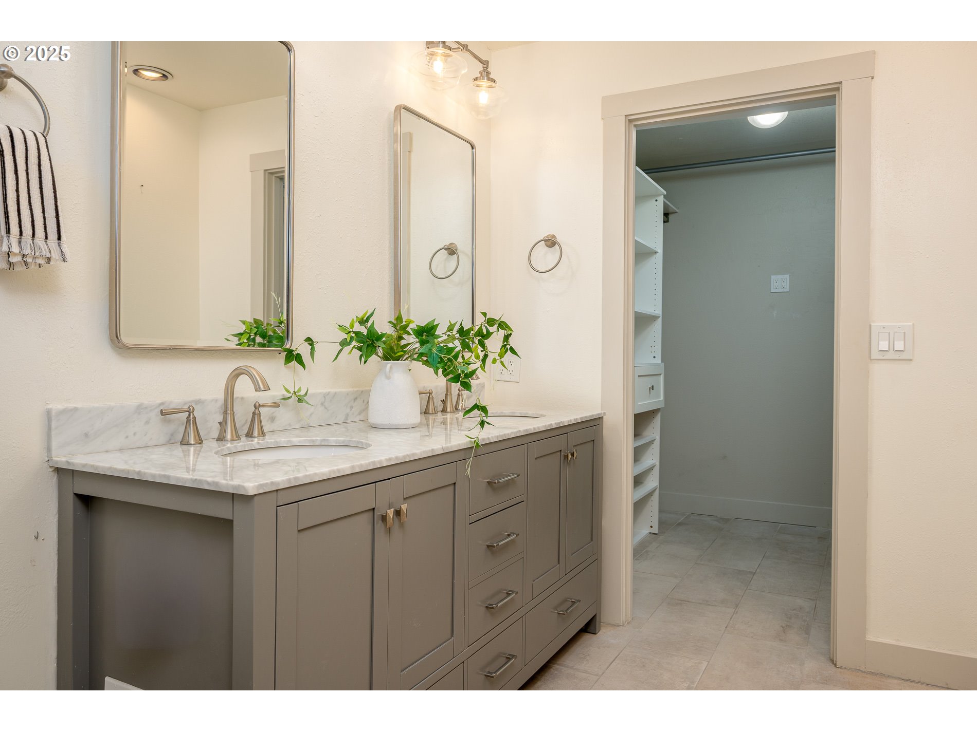 7445 Southwest Greens View Court Wilsonville, OR 97070 - Photo 30 of 48