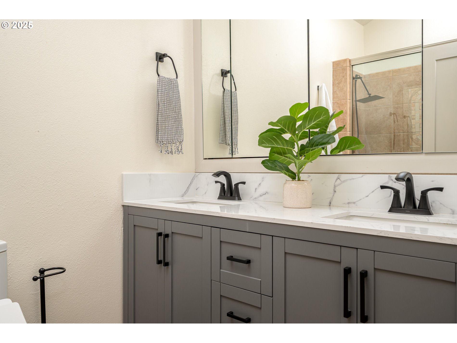 7445 Southwest Greens View Court Wilsonville, OR 97070 - Photo 34 of 48