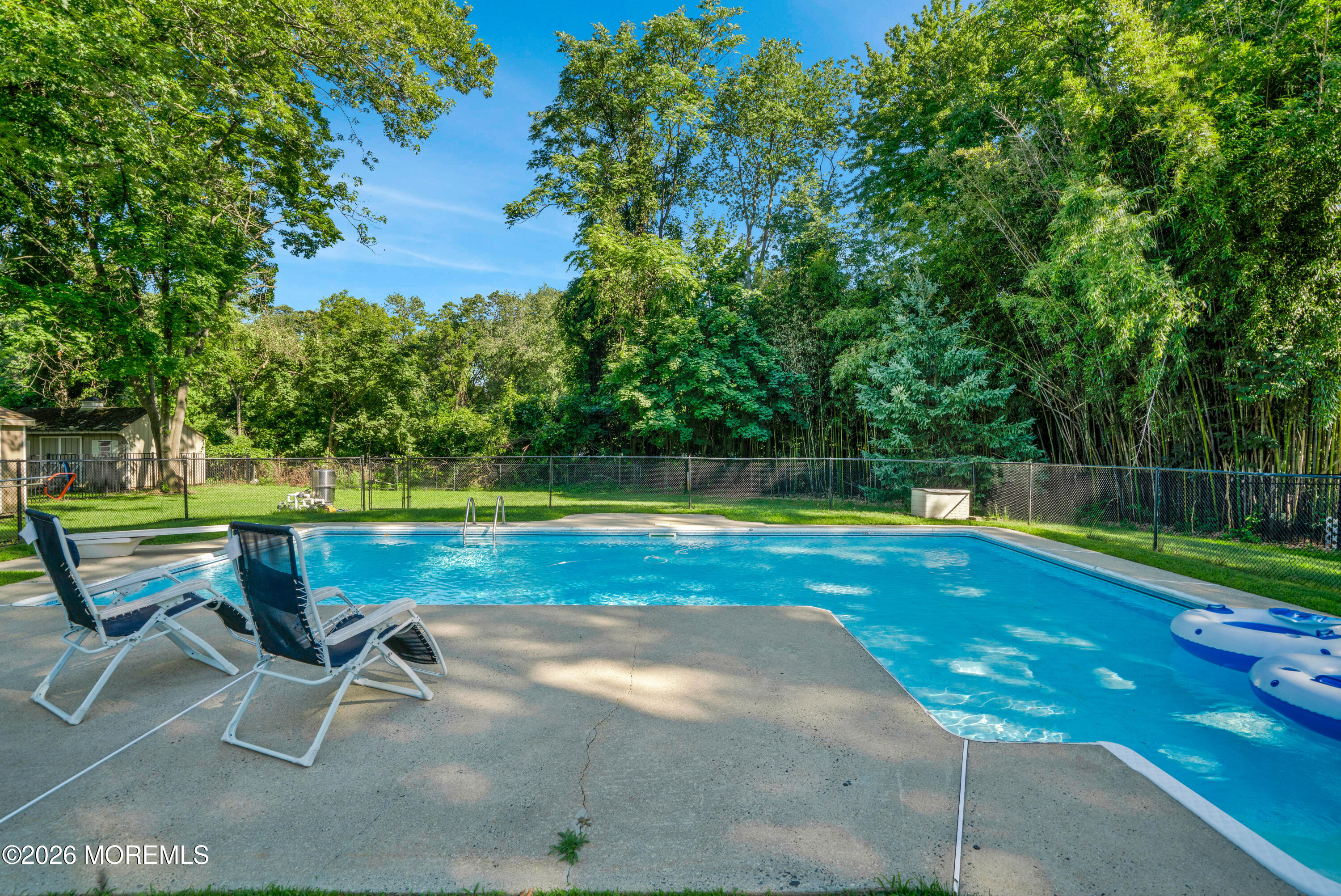 50 Rutledge Drive Red Bank, NJ 07701 - Photo 37 of 49 69-print-LuxQue_69