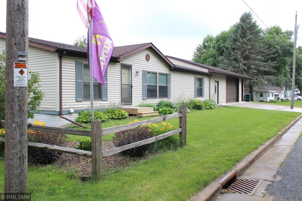 210 West Maple Street Roberts, WI 54023 - Photo 1 of 30 Gallery Image 1