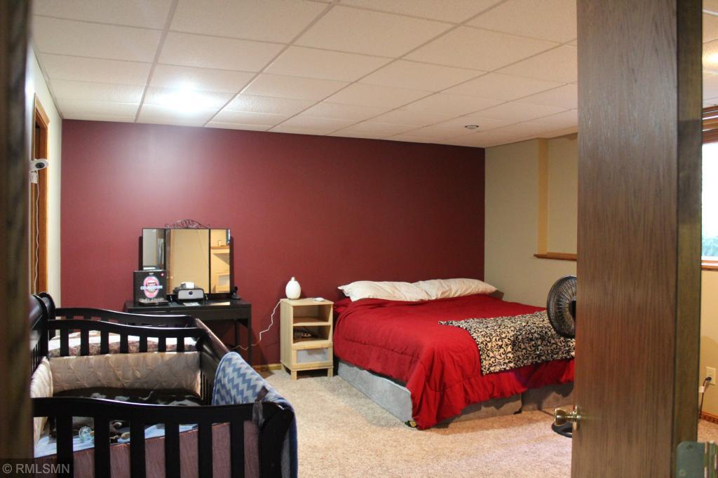 210 West Maple Street Roberts, WI 54023 - Photo 25 of 30 Gallery Image 25