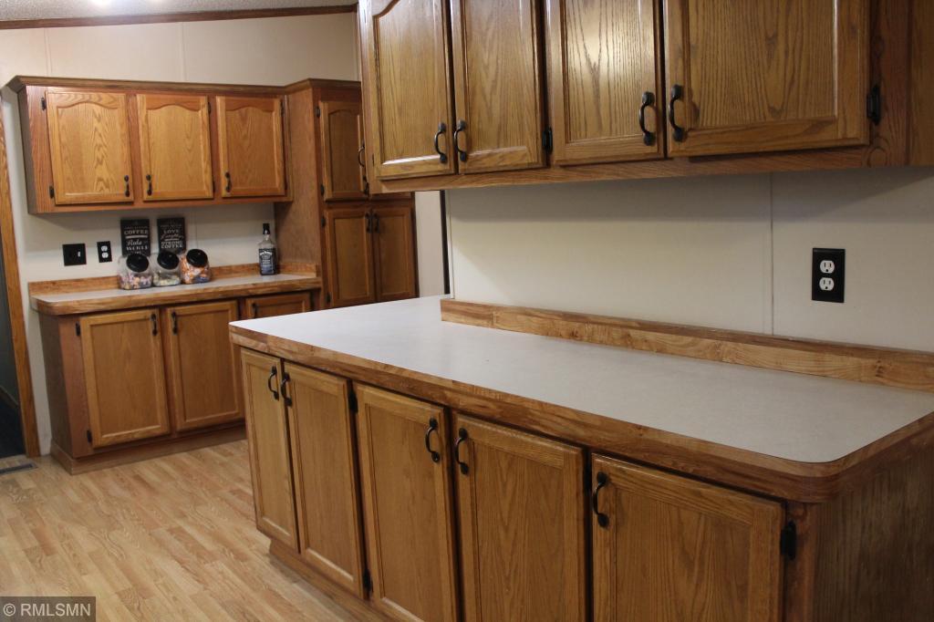 210 West Maple Street Roberts, WI 54023 - Photo 8 of 30 Gallery Image 8