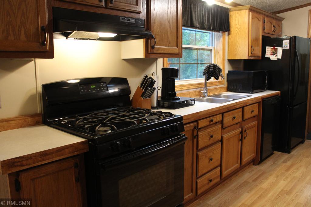 210 West Maple Street Roberts, WI 54023 - Photo 9 of 30 Gallery Image 9