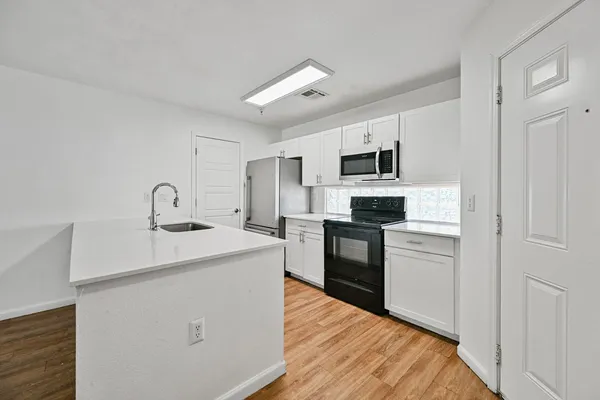 $1,399 | 3065 North 67th Avenue, Unit 227, Phoenix, AZ 85033