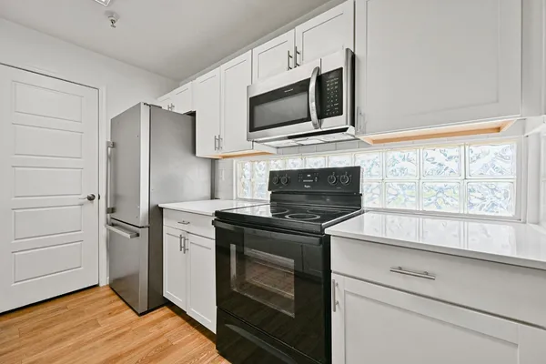 $1,399 | 3065 North 67th Avenue, Unit 227, Phoenix, AZ 85033