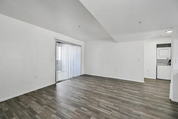 $1,399 | 3065 North 67th Avenue, Unit 227, Phoenix, AZ 85033