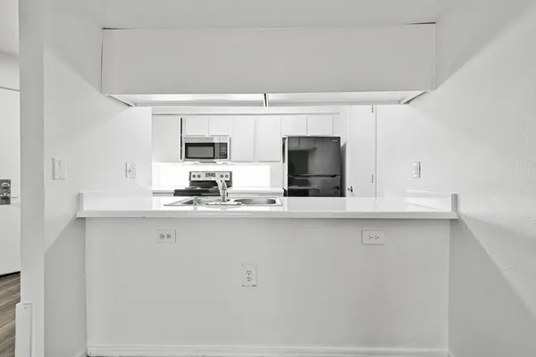 $1,399 | 3065 North 67th Avenue, Unit 212, Phoenix, AZ 85033