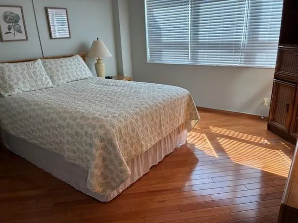 $4,700 | 133 North Pompano Beach Boulevard, Unit 209, Pompano Beach, FL 33062