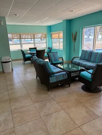 $4,700 | 133 North Pompano Beach Boulevard, Unit 209, Pompano Beach, FL 33062