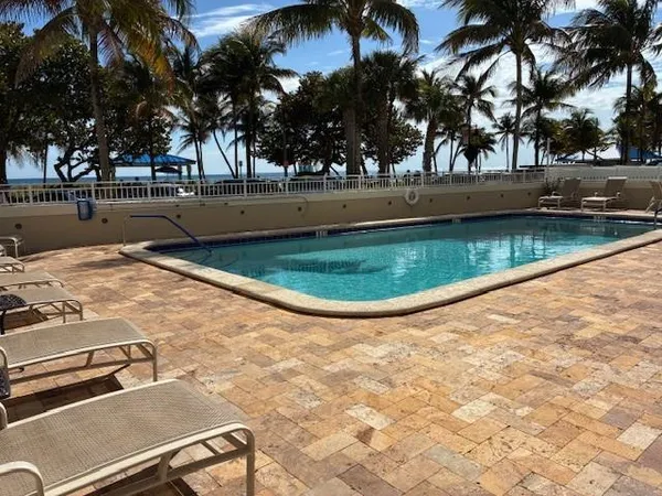 $4,700 | 133 North Pompano Beach Boulevard, Unit 209, Pompano Beach, FL 33062
