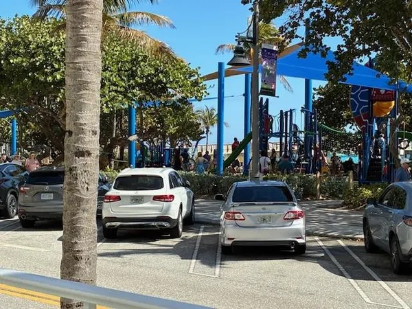 $4,700 | 133 North Pompano Beach Boulevard, Unit 209, Pompano Beach, FL 33062