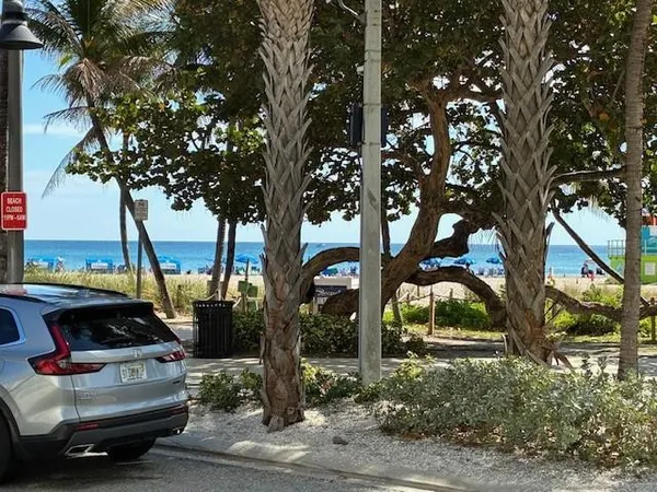 $4,700 | 133 North Pompano Beach Boulevard, Unit 209, Pompano Beach, FL 33062