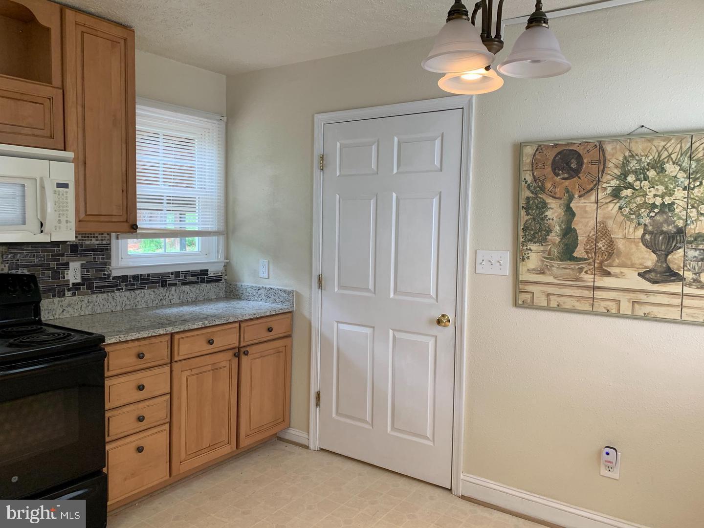 151 Barrett Heights Road Stafford, VA 22556 - Photo 6 of 28