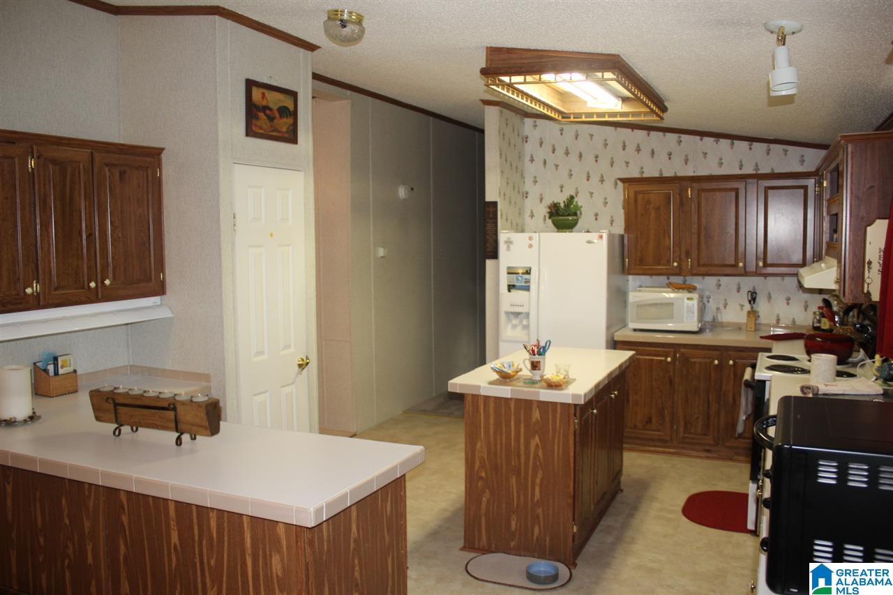 109 Wilson Glenn Road Wilsonville, AL 35186 - Photo 3 of 13
