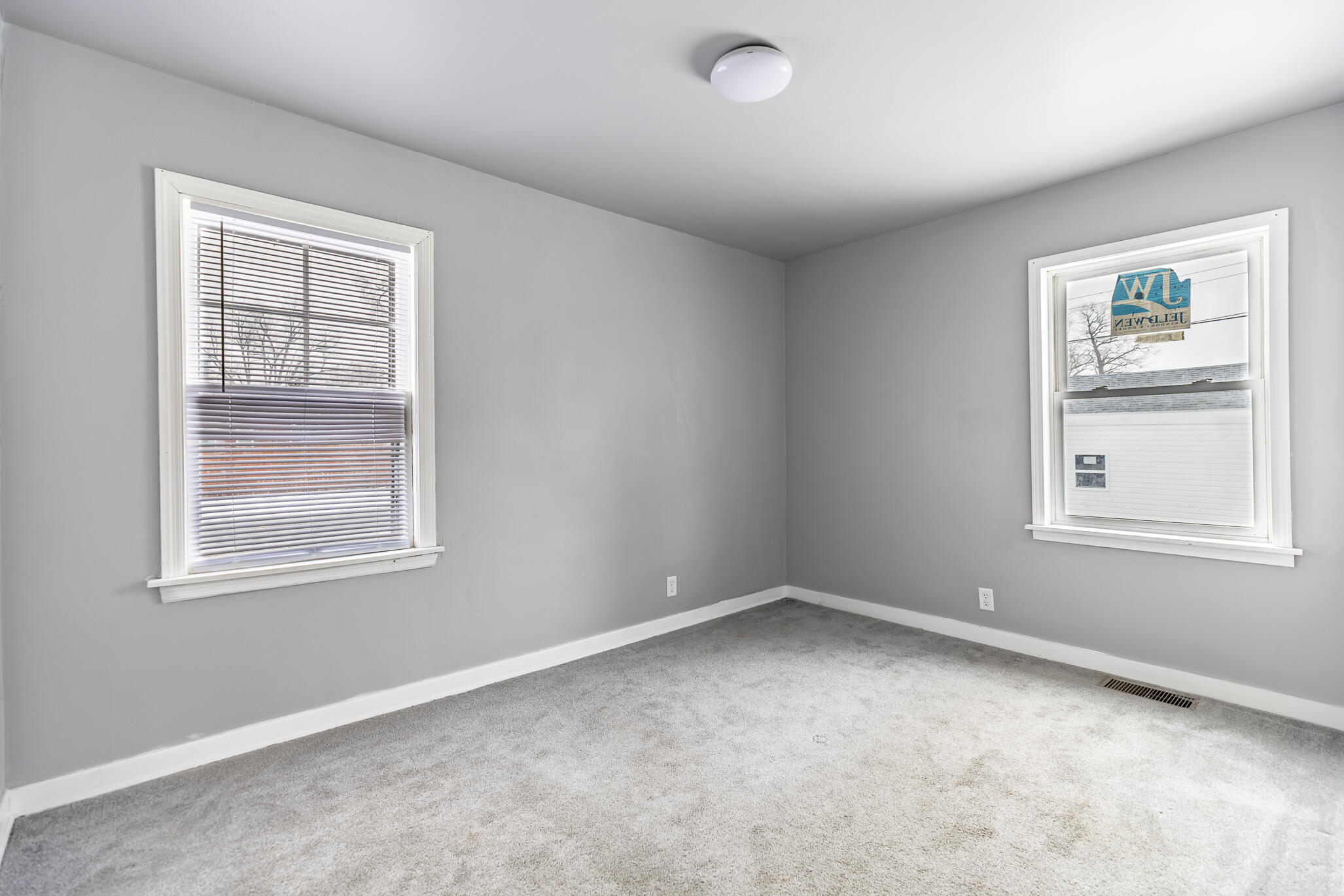 4601 Buchanan Street Gary, IN 46408 - Photo 15 of 27 an empty room with windows