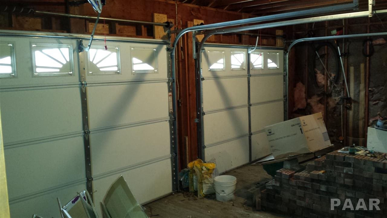 1013 South Maxwell Road Peoria, IL 61607 - Photo 3 of 16