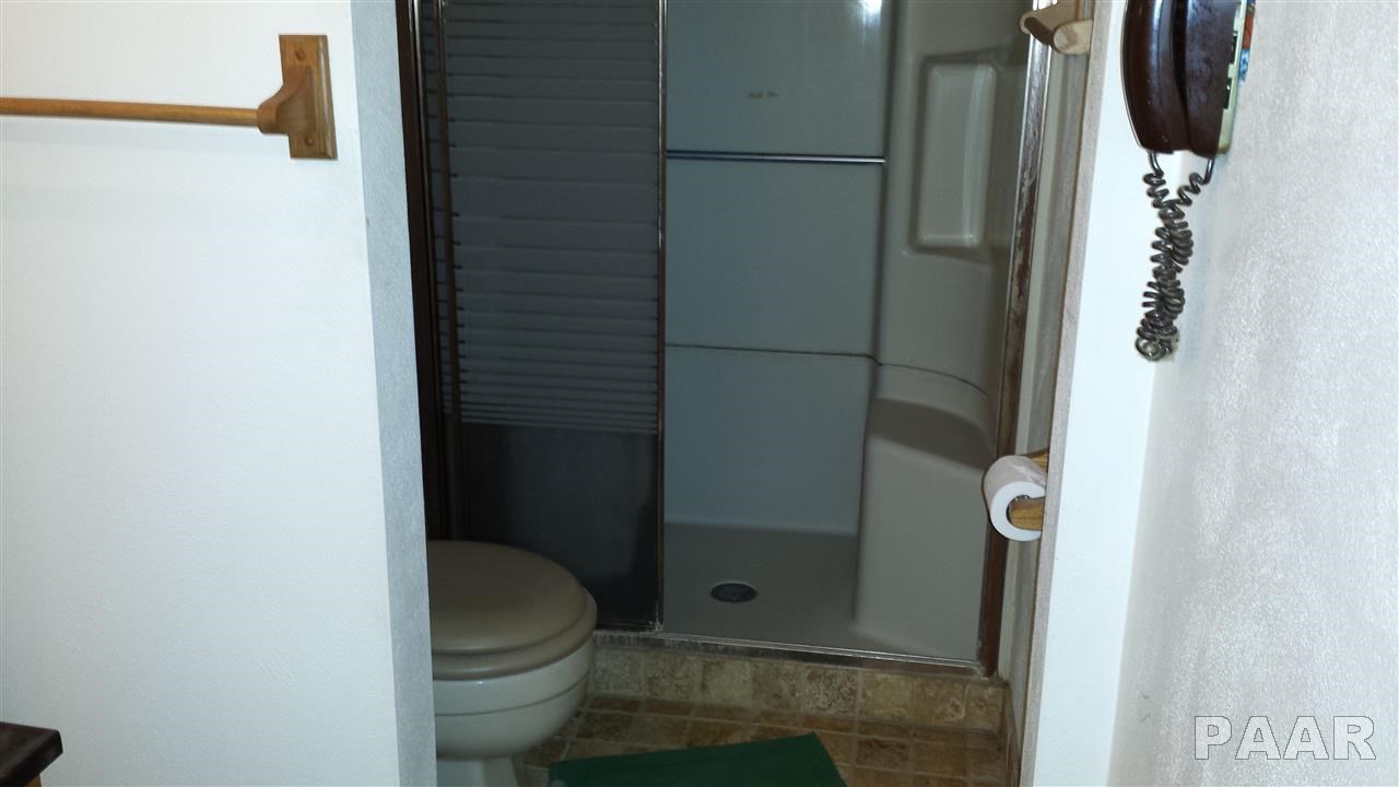 1013 South Maxwell Road Peoria, IL 61607 - Photo 6 of 16