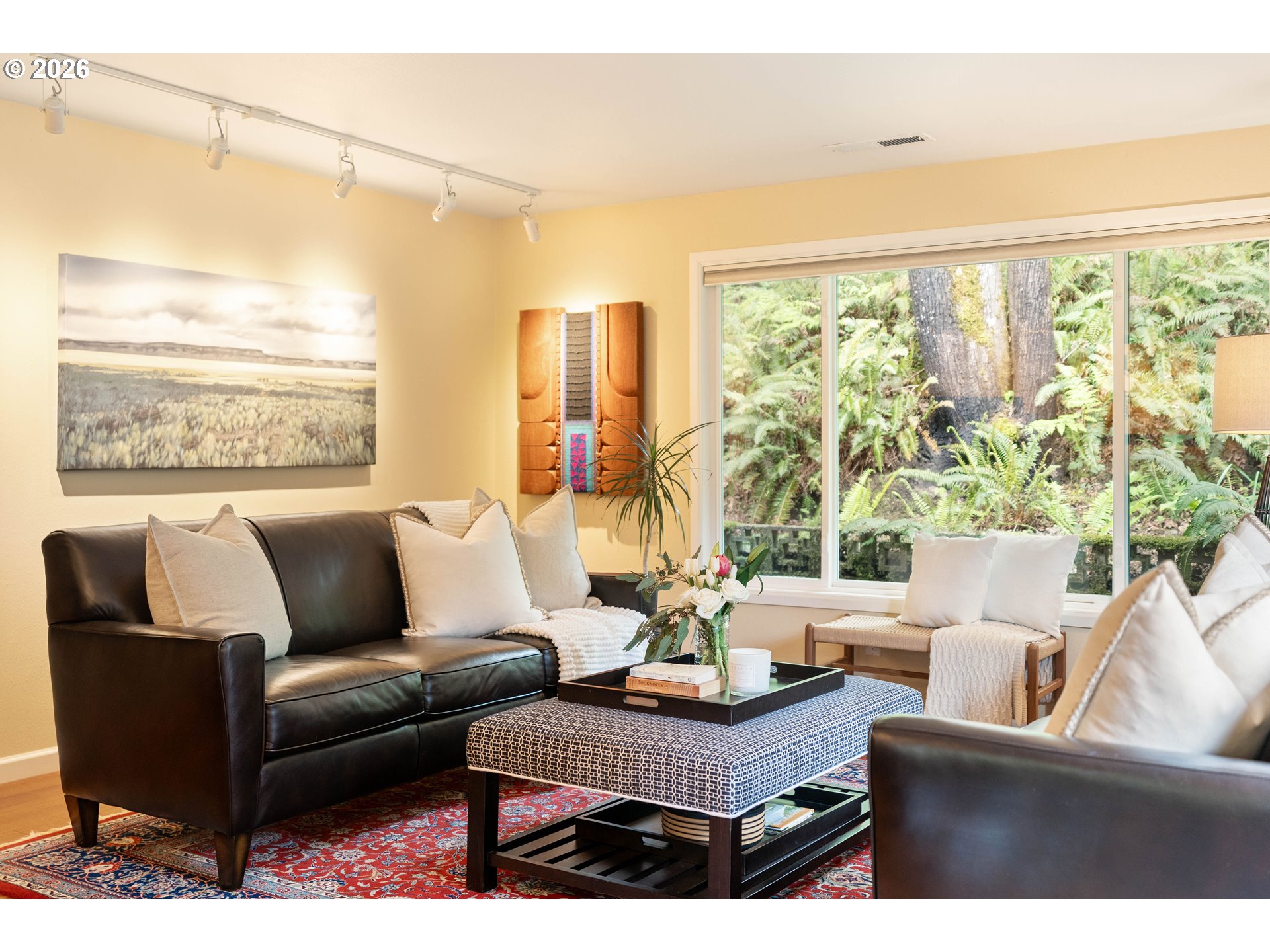 4520 Northwest Barnes Road Portland, OR 97210 - Photo 14 of 48 Living Room