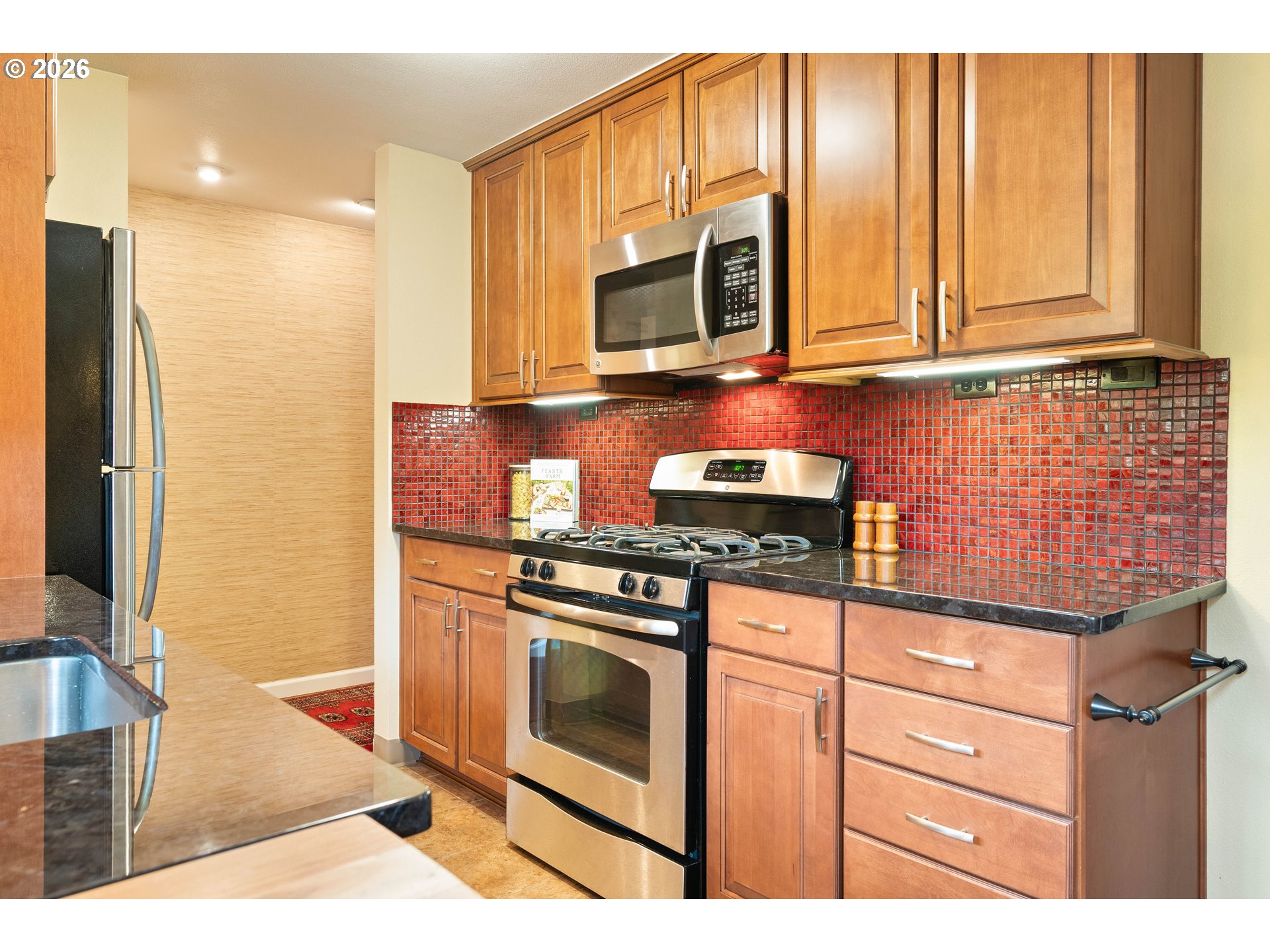 4520 Northwest Barnes Road Portland, OR 97210 - Photo 19 of 48 Kitchen