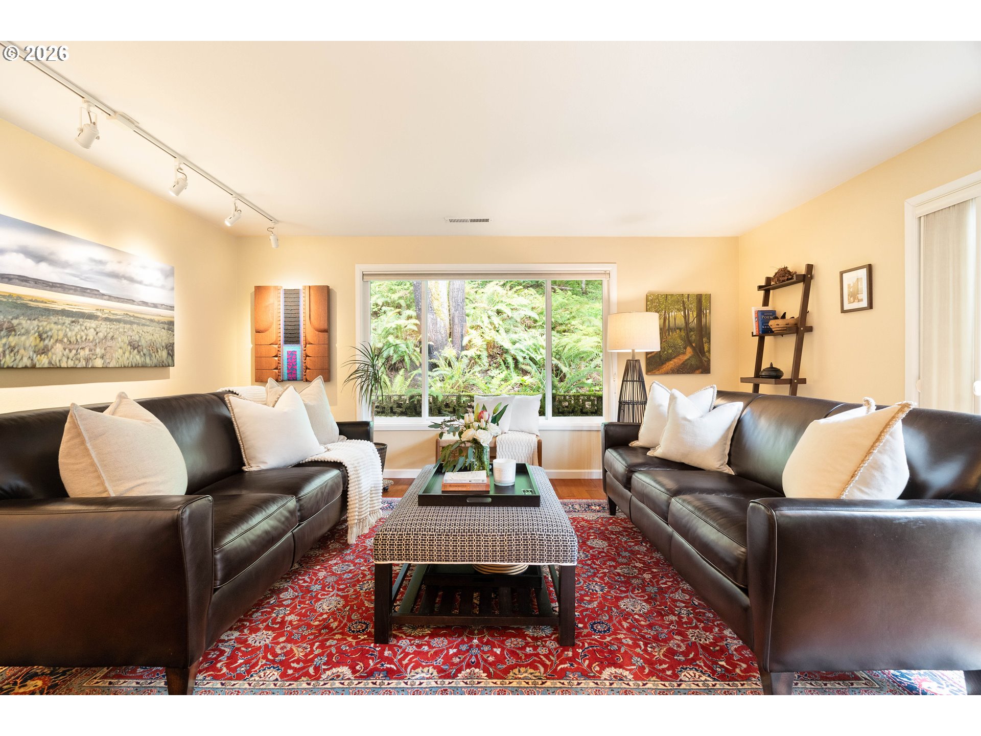 4520 Northwest Barnes Road Portland, OR 97210 - Photo 3 of 48 Living Room