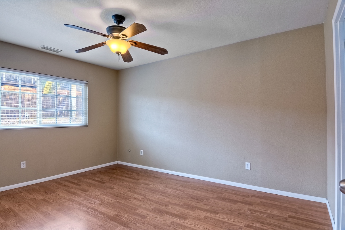 10244 Timberlane Way Santee, CA 92071 - Photo 20 of 25 Gallery Image 20