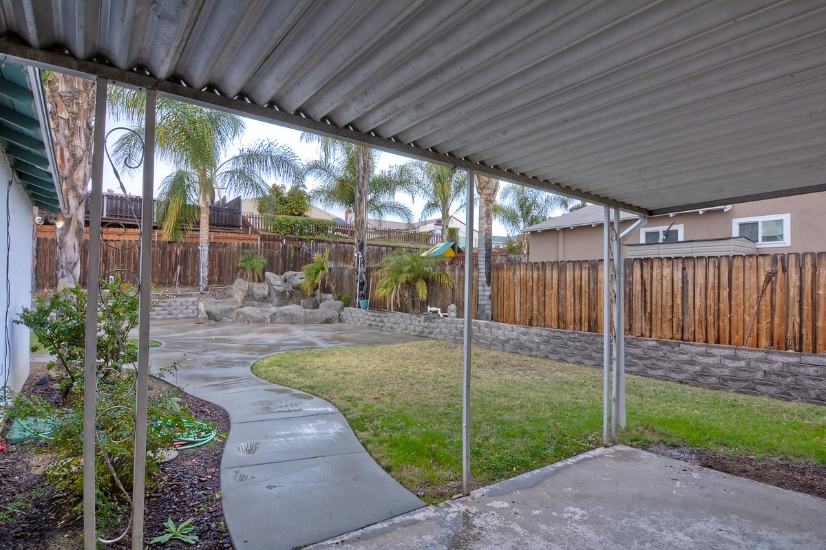 10244 Timberlane Way Santee, CA 92071 - Photo 23 of 25 Gallery Image 23