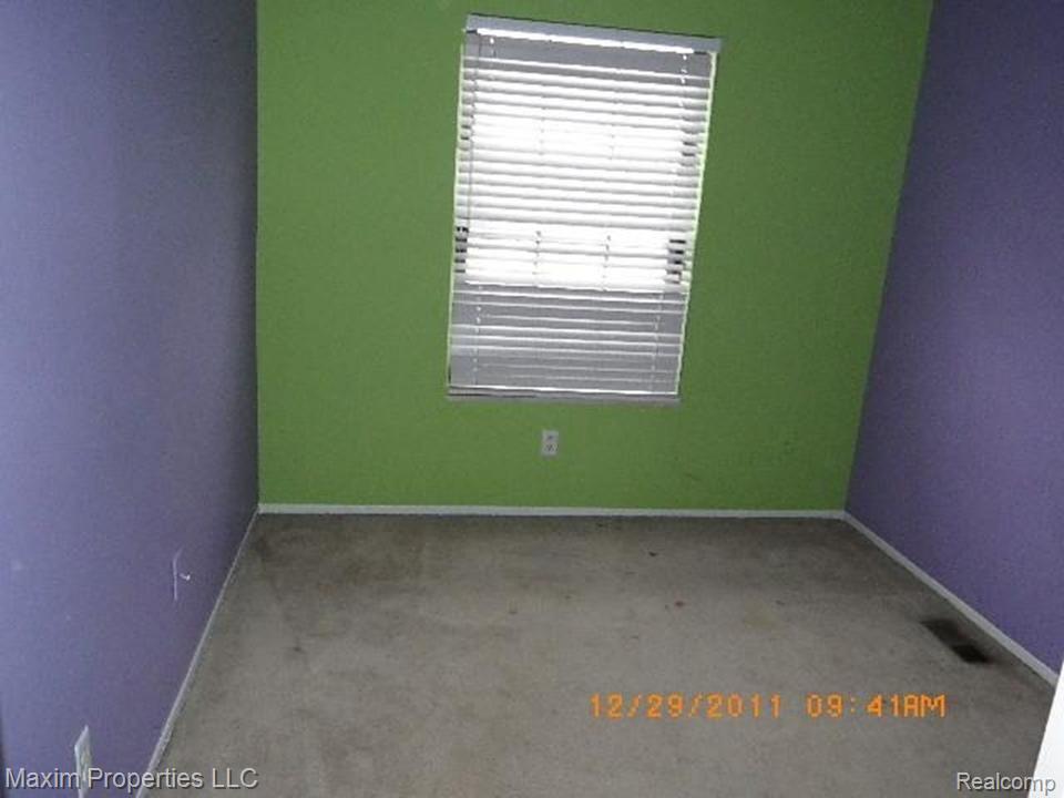 40052 Crosswinds Road Novi, MI 48375 - Photo 4 of 7 Bedroom2b.jpg
