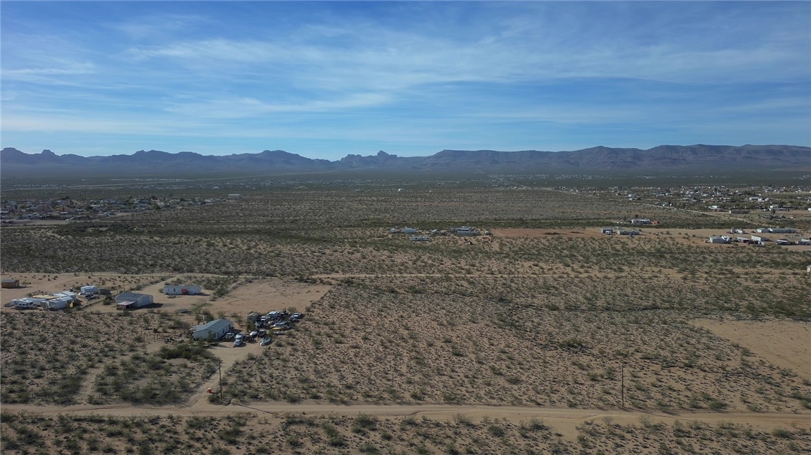 3895 Hoover Road Golden Valley, AZ 86413 - Photo 8 of 40 Gallery Image 8