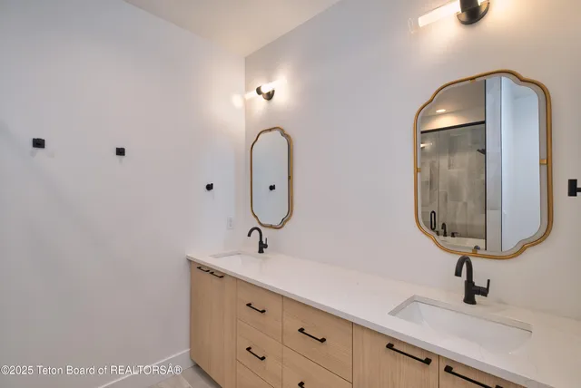 $1,399,000 | 2 Bison Drive, Victor, ID 83455