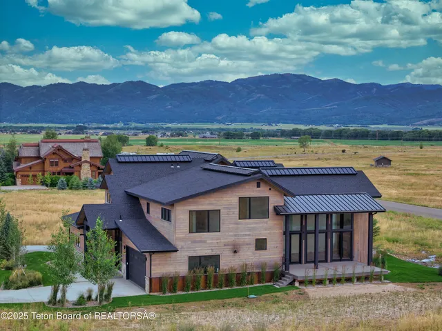 $1,399,000 | 2 Bison Drive, Victor, ID 83455