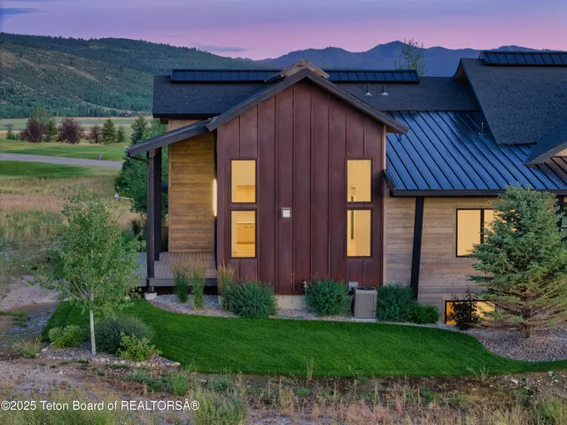 $1,399,000 | 2 Bison Drive, Victor, ID 83455