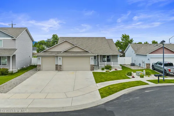 $528,000 | 1969 Highwing Court, Post Falls, ID 83854